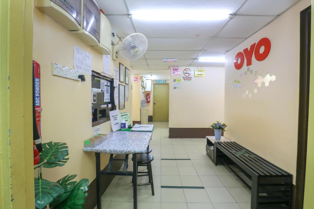 Oyo 90162 Aj Hotel Kuala Berang エクステリア 写真