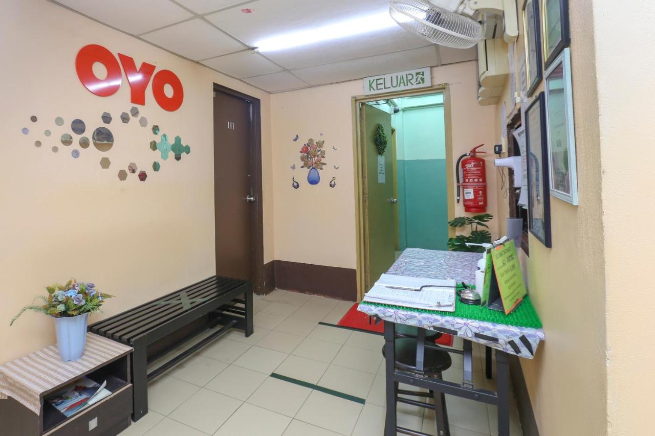 Oyo 90162 Aj Hotel Kuala Berang エクステリア 写真